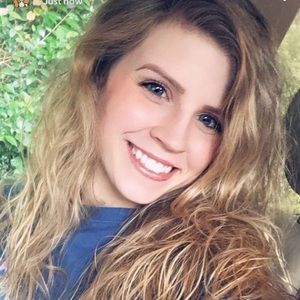 Meet your Posher, Tezra